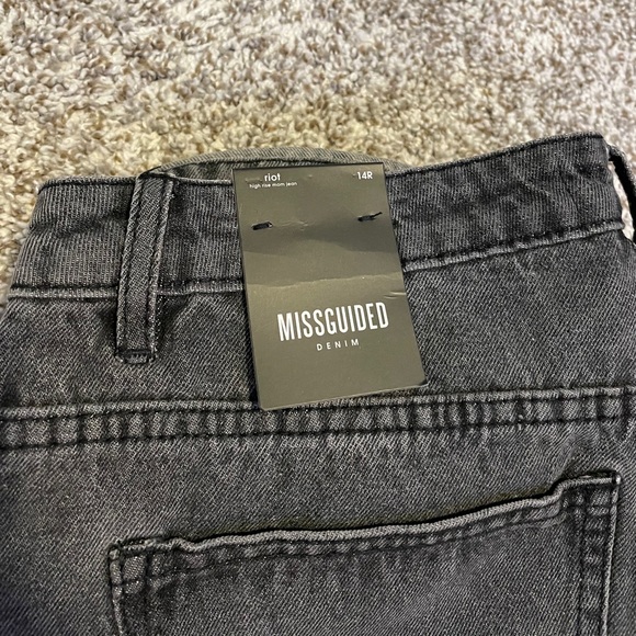 TALL RIOT HIGH-WAISTED MOM JEANS SZ 10 - Picture 2 of 5